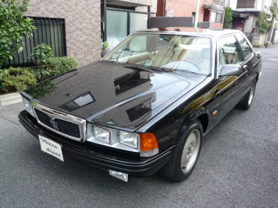 マセラティ　２２８