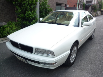 マセラティ　クアトロポルテＶ６前期型